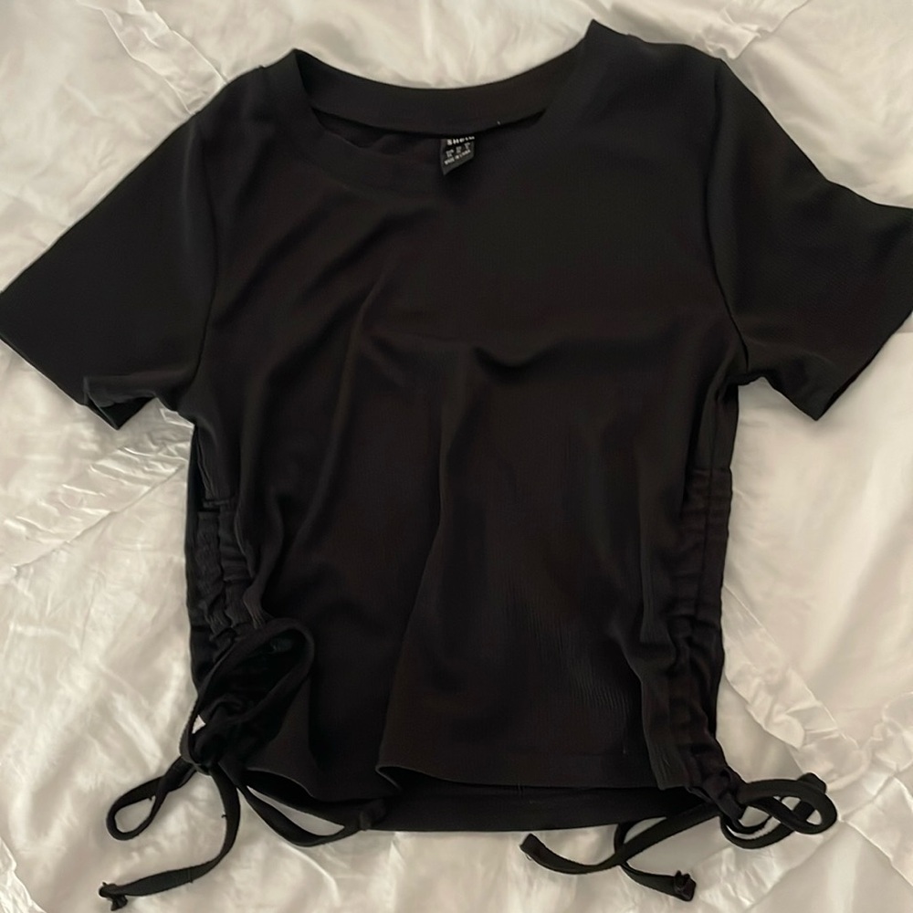 black cropped top